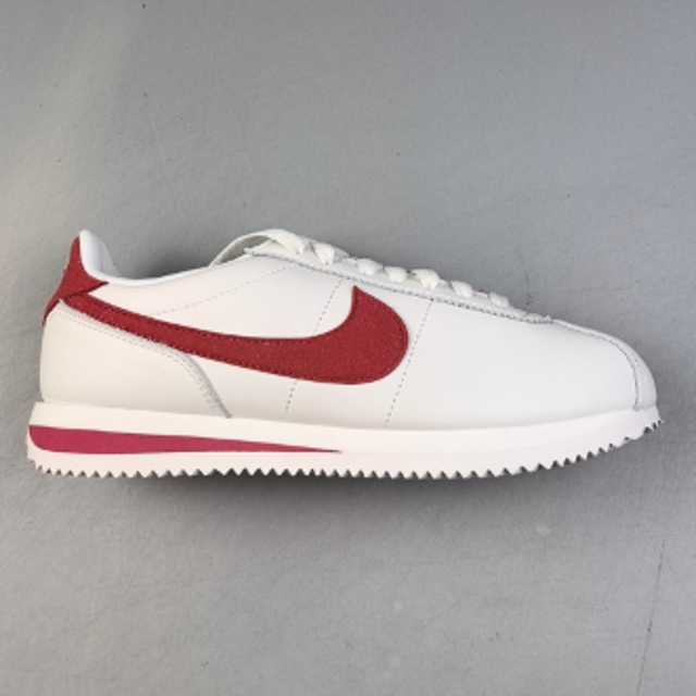 NIKE总