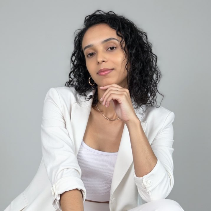 Maria reis identidade visual naming social media linkbio instabio
