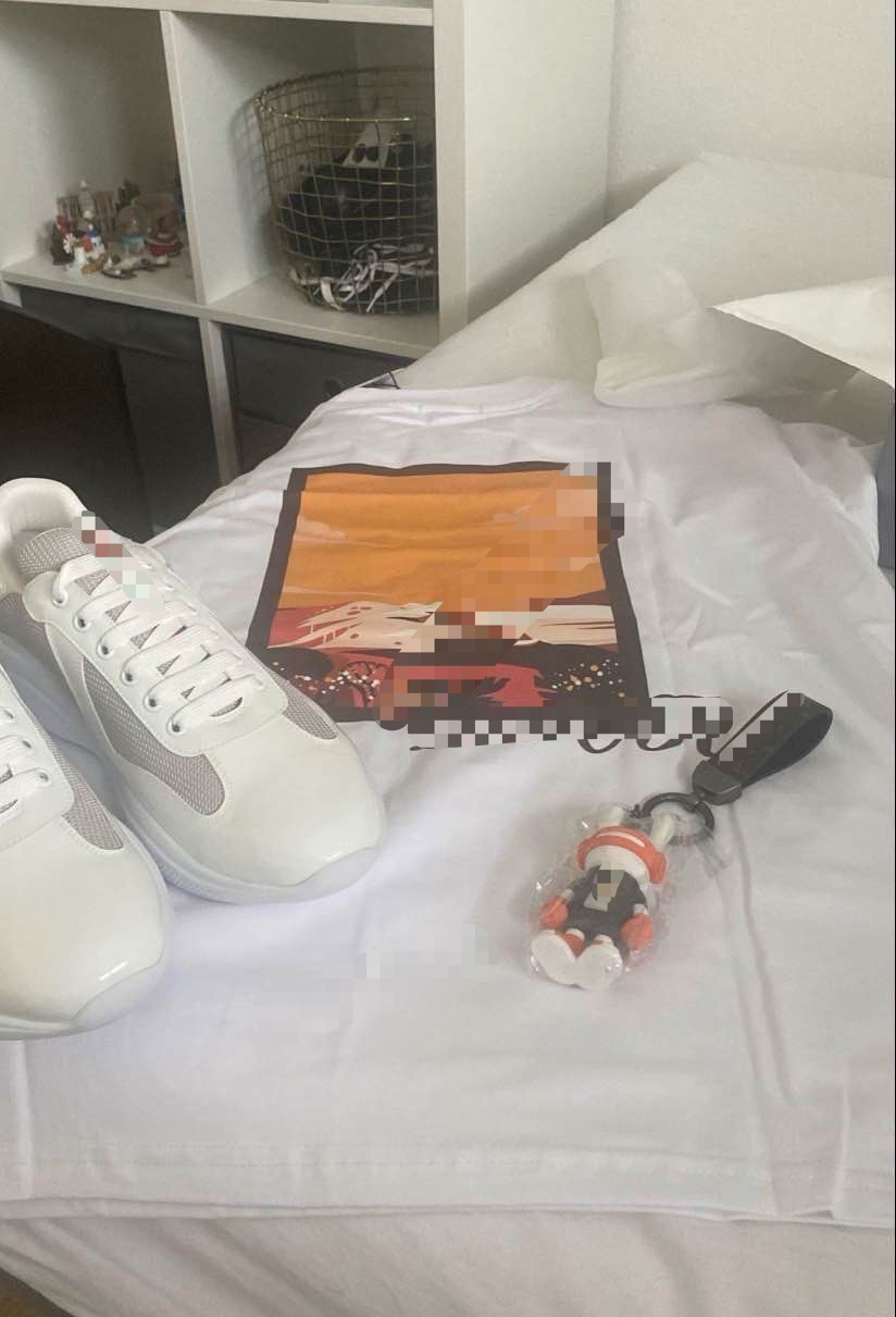 Customer Review 8